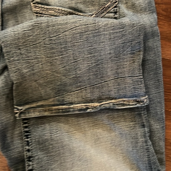 PRE LOVED SHARP BUCKLE BKE TYLER BLUE JEANS SIZE 38X30 NO STAINS OR WEAR ON HEM - Picture 6 of 7